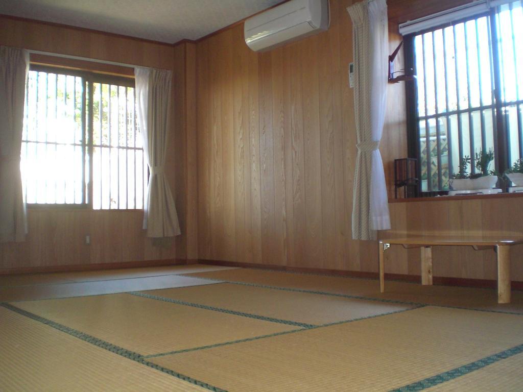 静民宿旅馆 恩纳 客房 照片