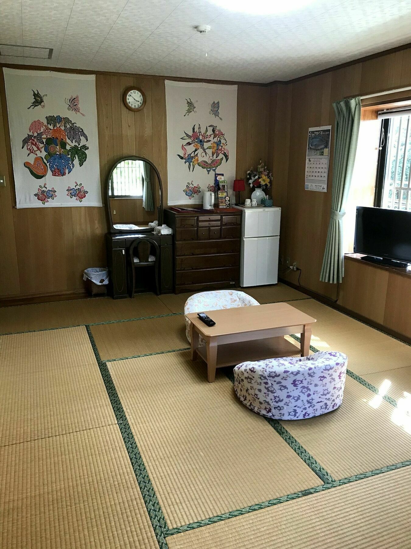 静民宿旅馆 恩纳 外观 照片